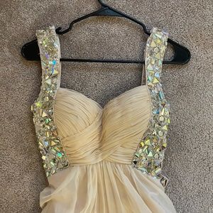 SWEET HEART NECKLINE PROM DRESS size 0
